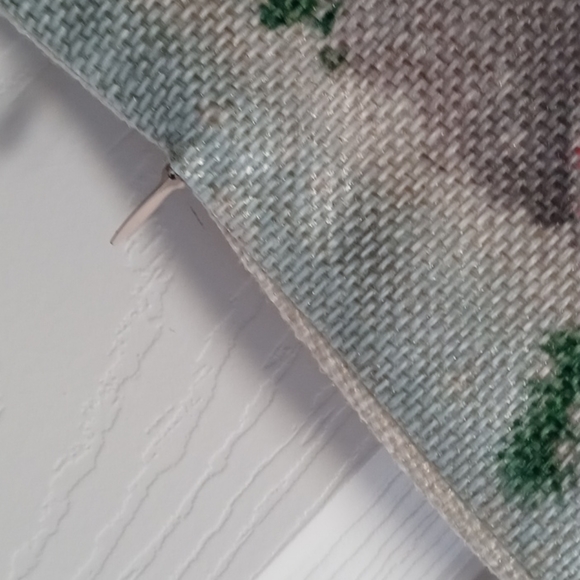 Gnome Christmas pillow cover - Picture 3 of 3